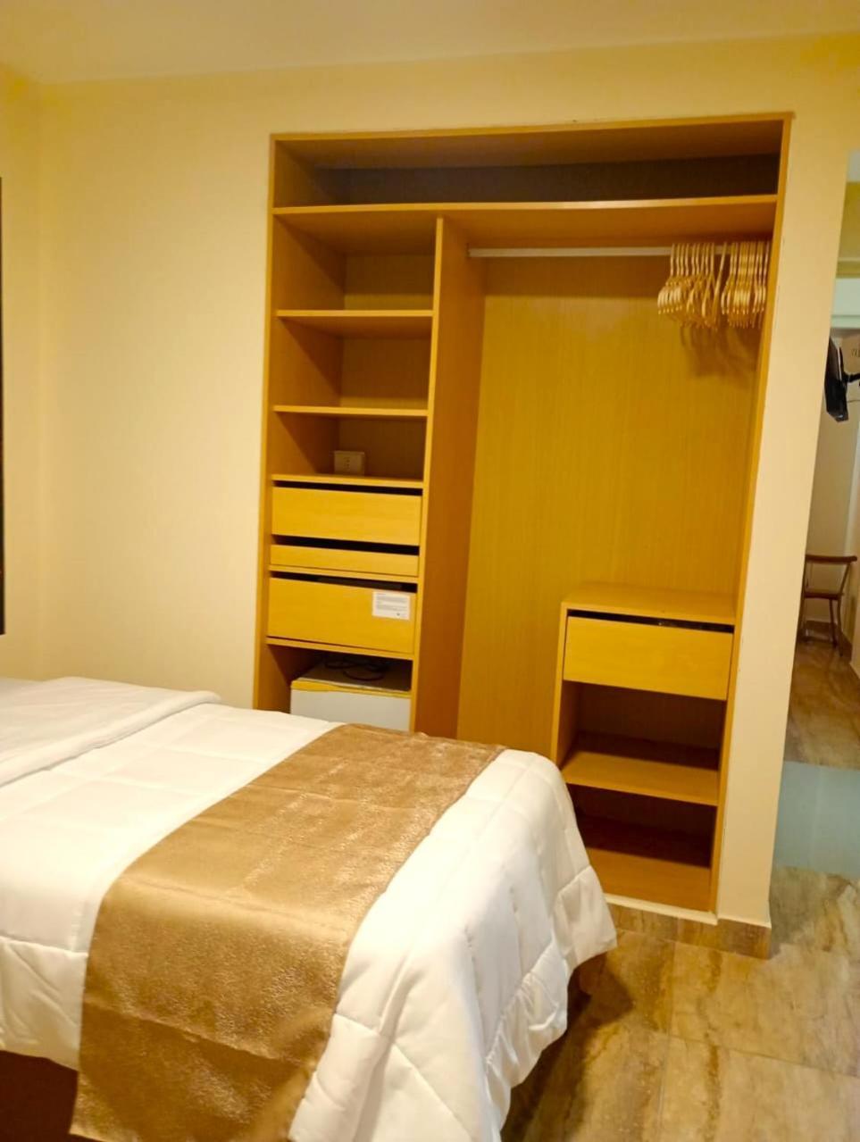 Hotel Soul Mate Inn Lima Buitenkant foto